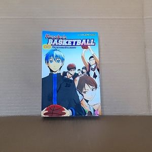 Kuroko's Basketball mangas 1 & 2 in one book